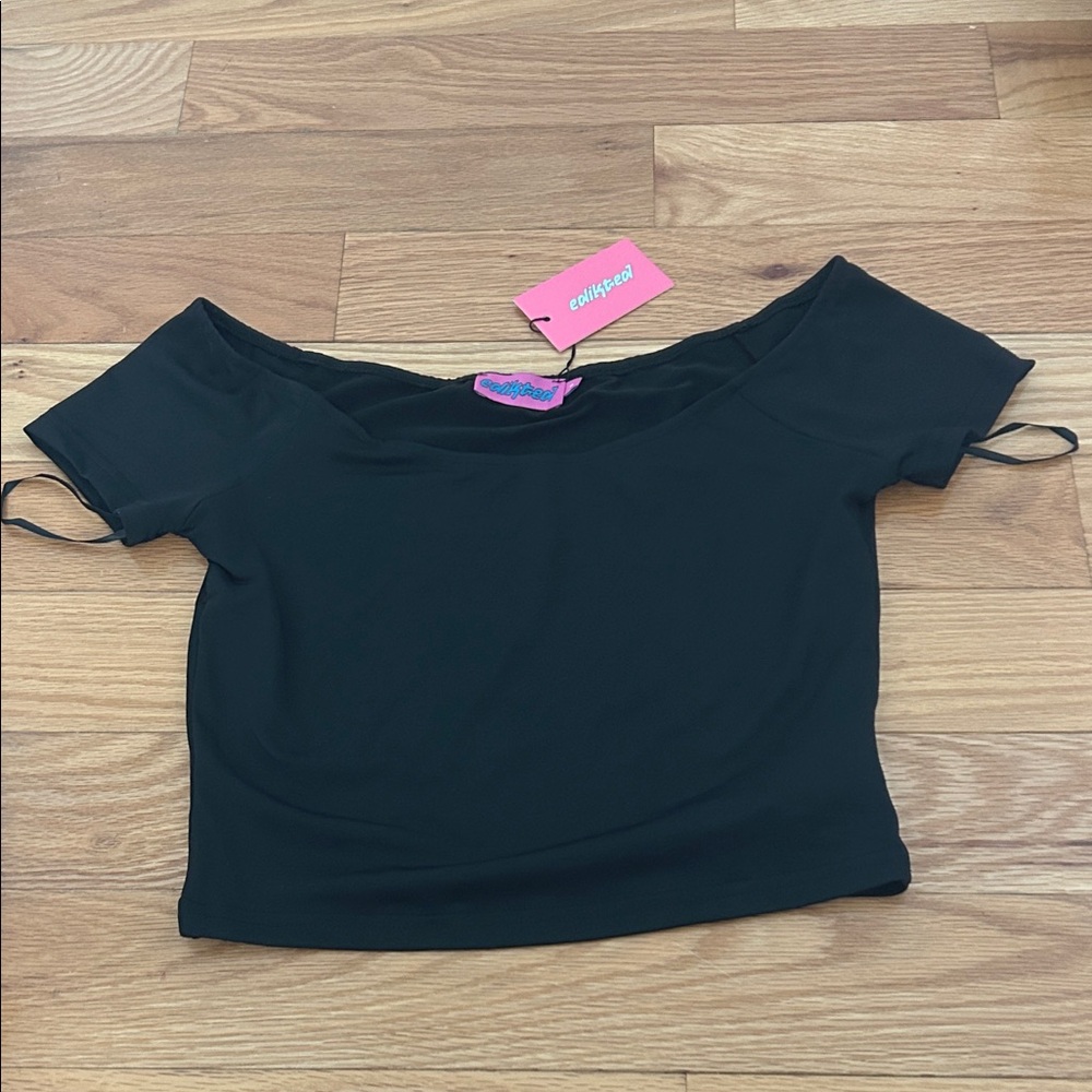 Edikted Black Off-Shoulder Crop Top